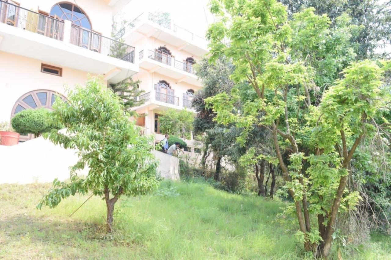 Himalaya Mount View Resort Kausani Exterior foto